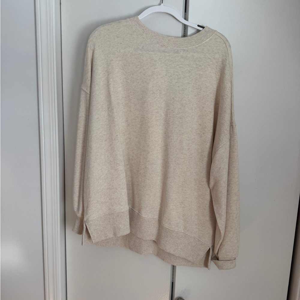 Aerie Cream Crew Neck Sweater with Relaxed Fit